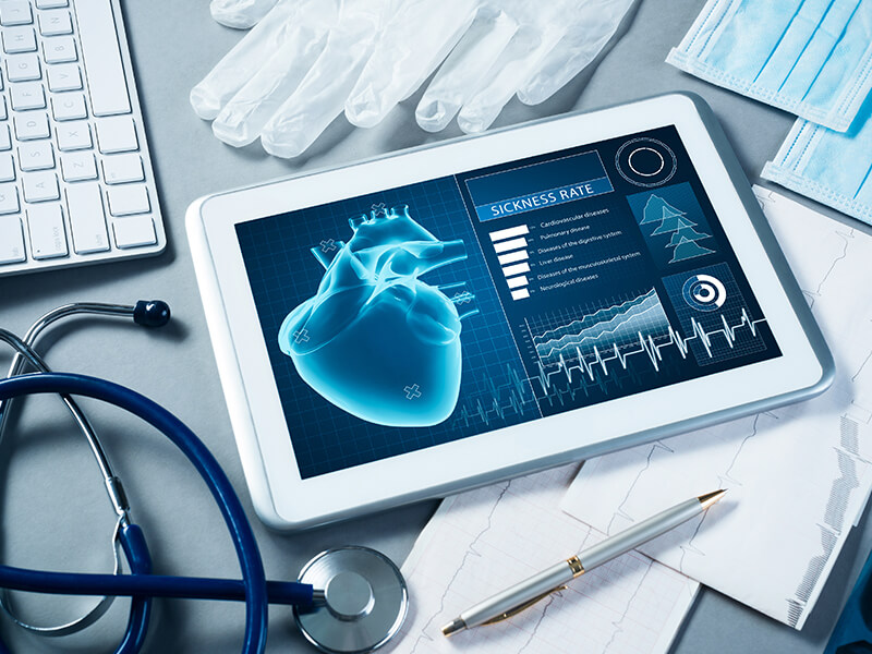 elektronische Patientenakte Überwachung EKG Cloud digitale Anwendung im medizinischen Bereich